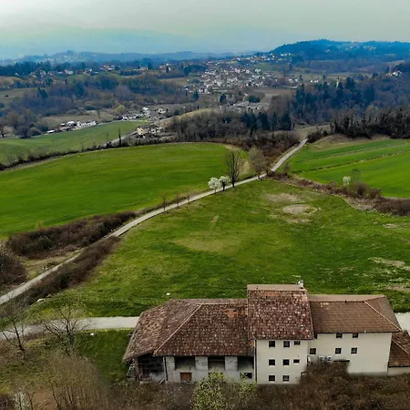 Pensjonat Immerso Nella Natura Con Parcheggio - Narciso Sois